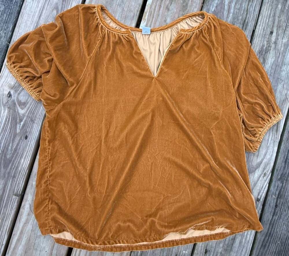 Old Navy Women's Velvet Top with Split Neck and Puff Sleeves size small